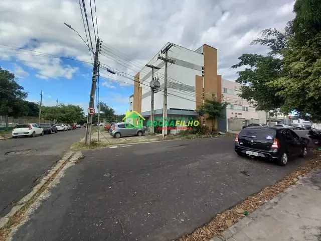 Prédio com 1m², para alugar, no bairro Centro em Teresina