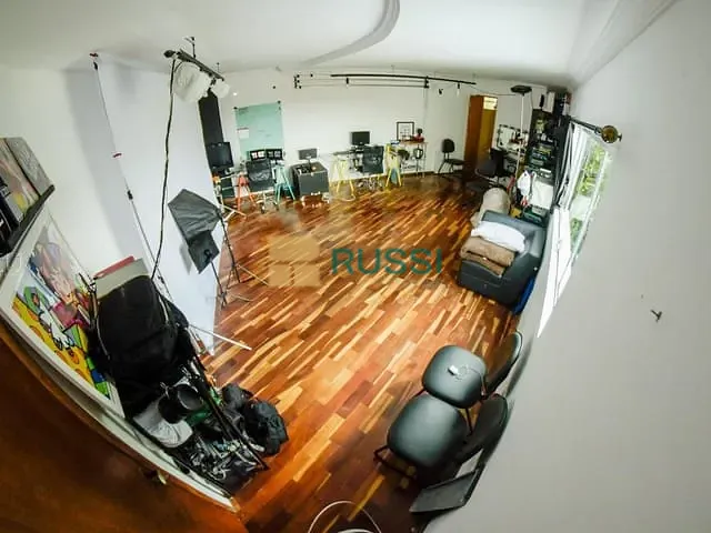 Prédio com 1000m², à venda ou para alugar, no bairro Centro em São José dos Campos