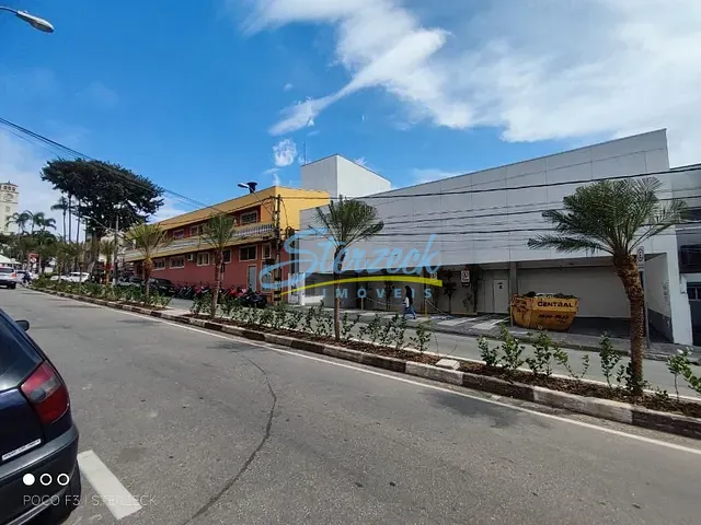 Prédio com 675m², à venda, no bairro Centro em Vinhedo