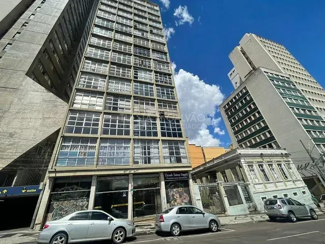 Prédio com 41m², à venda, no bairro Centro em Curitiba