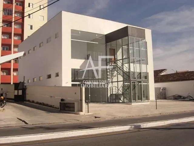 Prédio com 524m², à venda, no bairro Jardim Independência em Taubaté