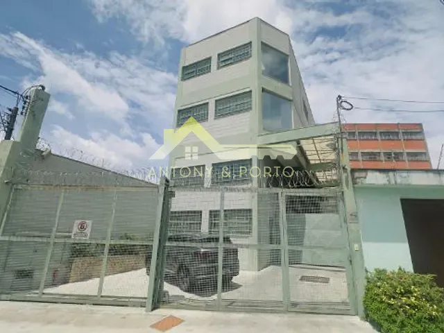 Prédio com 500m², à venda, no bairro Vila das Palmeiras em Guarulhos