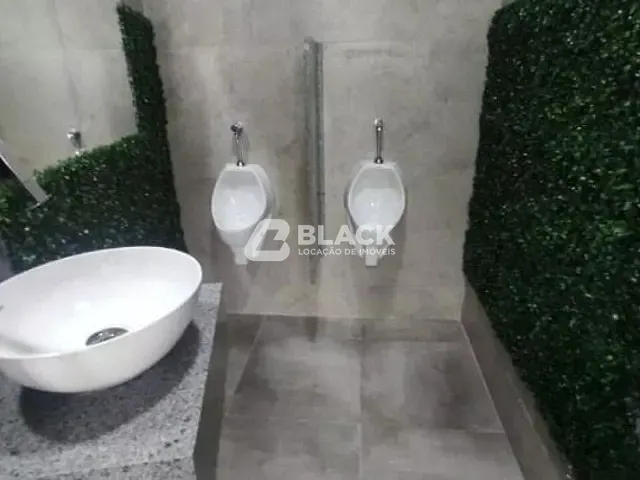 Prédio com 600m², para alugar, no bairro Jardim Emilia em Sorocaba