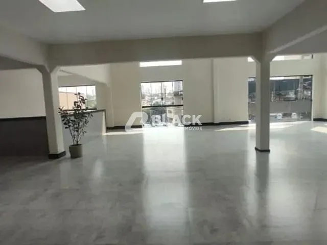 Prédio com 600m², para alugar, no bairro Jardim Emilia em Sorocaba