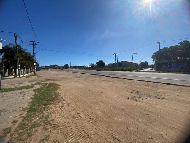 Prédio à venda, no bairro Parque Jóquei Club em Campos dos Goytacazes