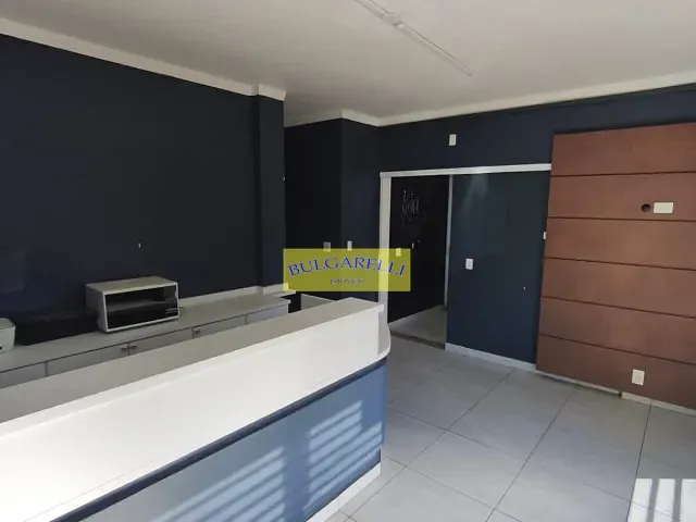 Prédio com 300m², para alugar, no bairro Jardim Ana Maria em Jundiaí