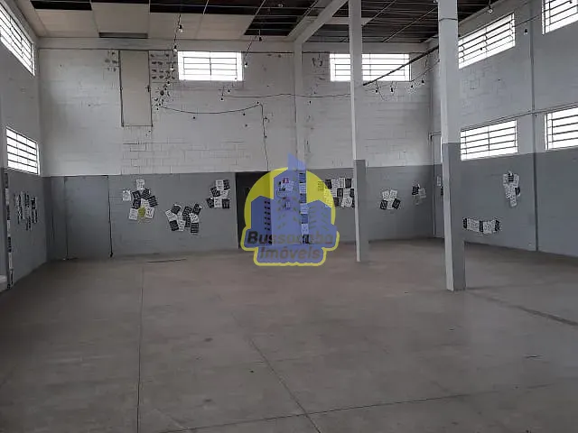 Prédio com 617m², à venda ou para alugar, no bairro Umuarama em Osasco