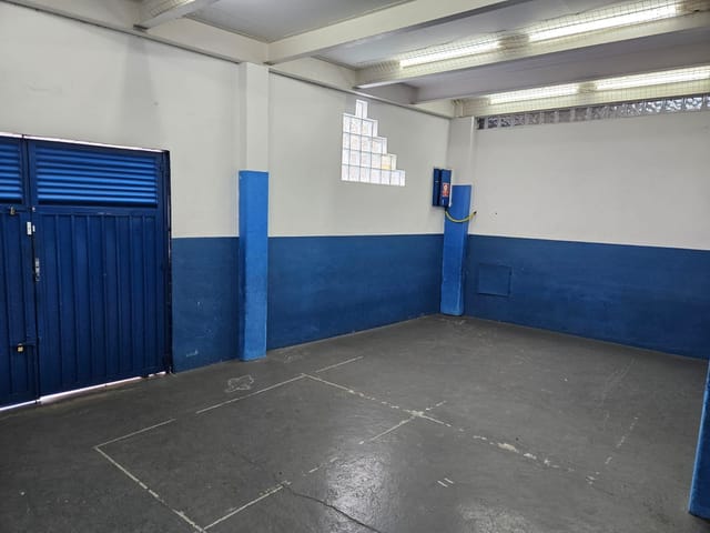 Prédio para alugar, no bairro Penha de França em São Paulo