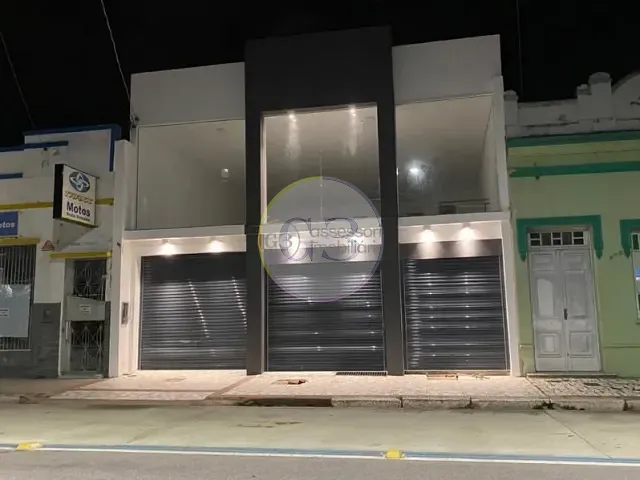 Prédio à venda, no bairro Centro em Pelotas