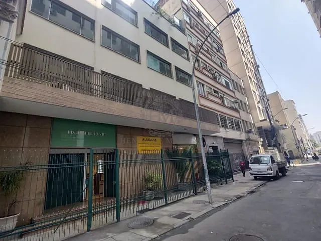 Prédio com 2150m², à venda ou para alugar, no bairro Centro em Rio de Janeiro