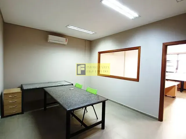 Prédio com 320m², à venda ou para alugar, no bairro Vila Redentora em São José do Rio Preto