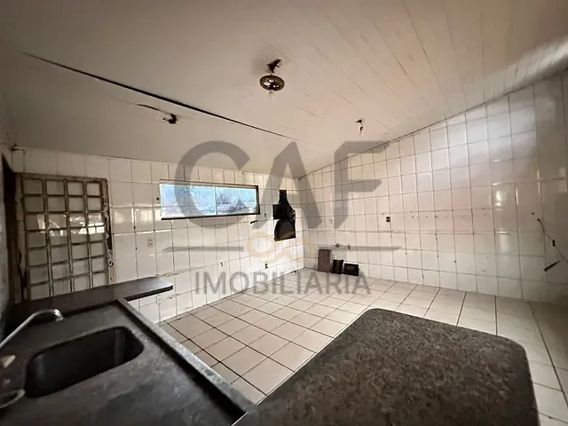 Prédio com 333m², à venda, no bairro Morada das Flores em Holambra