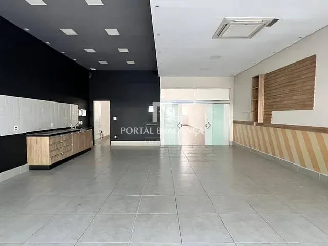 Prédio com 350m², à venda, no bairro Jardim América em Bragança Paulista