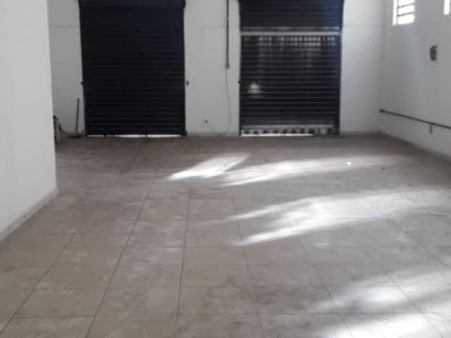 Prédio com 200m², à venda, no bairro Jardim da Glória em Cotia