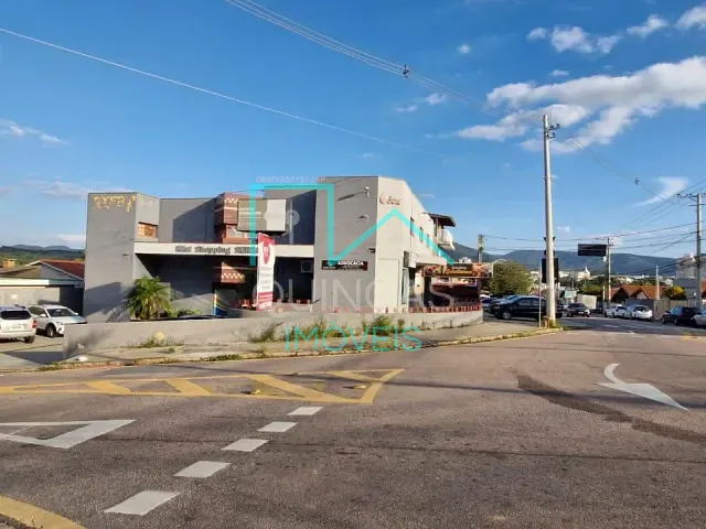 Prédio com 740m², à venda, no bairro Parque Residencial Eloy Chaves em Jundiaí
