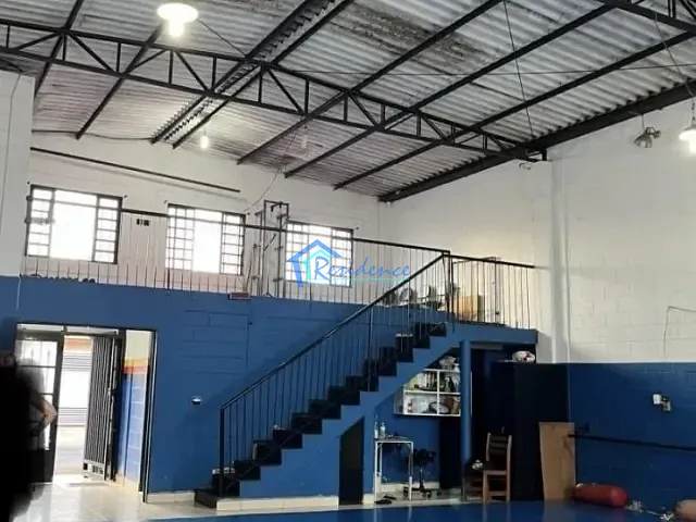 Galpão / Barracão com 250m², à venda, no bairro Parque Boa Esperança em Indaiatuba