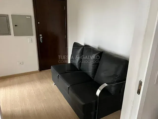 Prédio para alugar, no bairro Centro Cívico em Curitiba