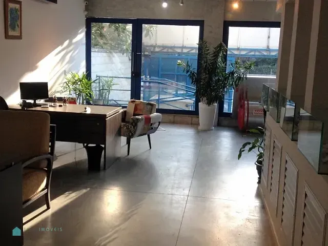 Prédio com 334m², à venda, no bairro Várzea da Barra Funda em São Paulo