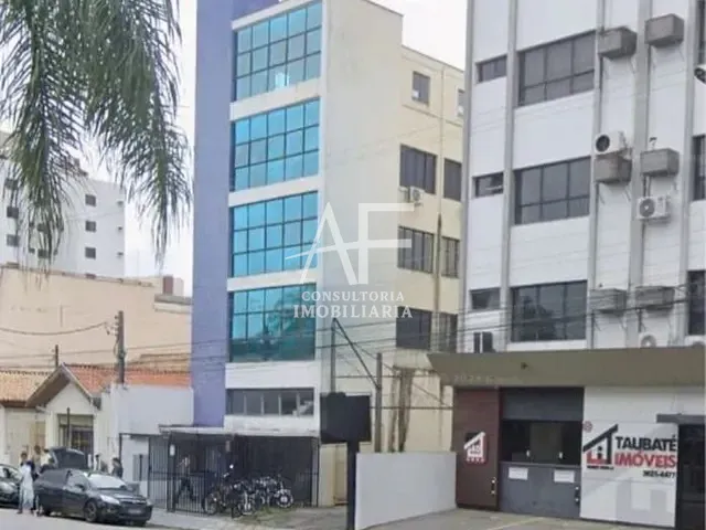 Prédio com 500m², à venda, no bairro Centro em Taubaté