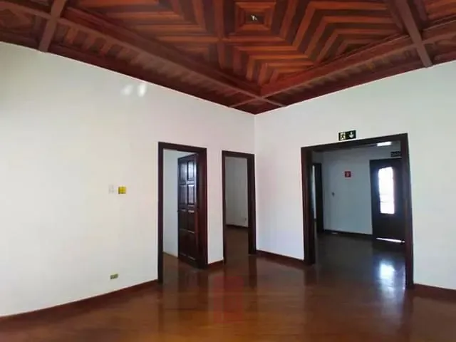 Prédio com 498m², para alugar, no bairro Santana em São Paulo