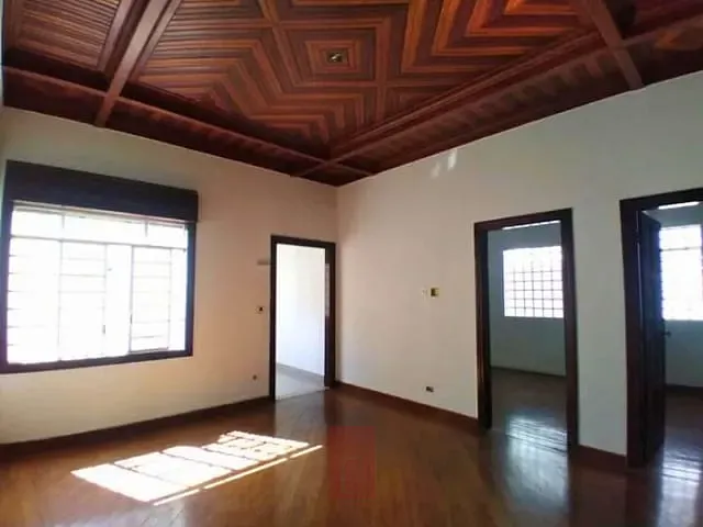 Prédio com 498m², para alugar, no bairro Santana em São Paulo