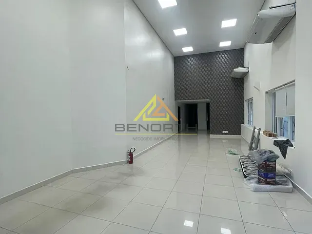 Prédio com 870m², para alugar, no bairro Santana em São Paulo