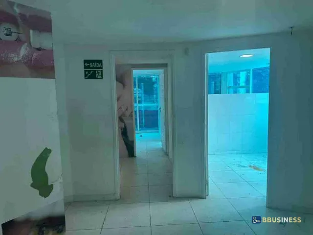 Prédio para alugar, no bairro Pinheiros em São Paulo