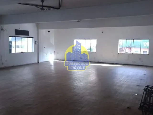 Prédio com 750m², à venda ou para alugar, no bairro Jaguaribe em Osasco