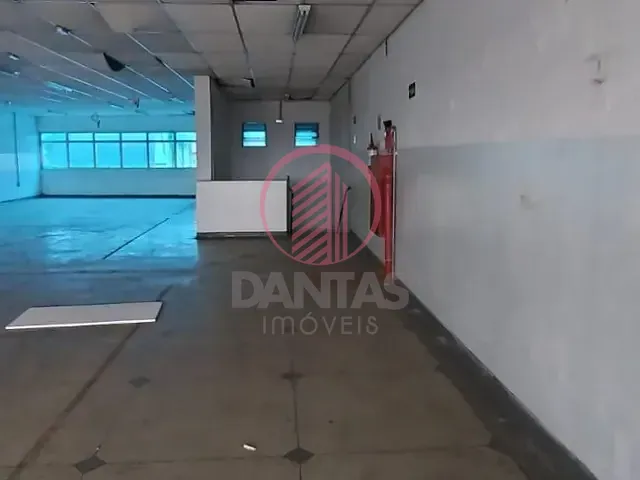 Prédio para alugar, no bairro Santo Antônio em Osasco
