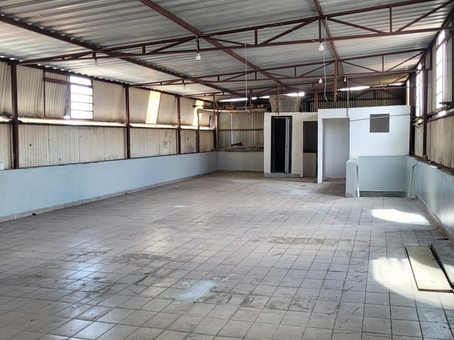 Prédio para alugar, no bairro Vila Ede em São Paulo