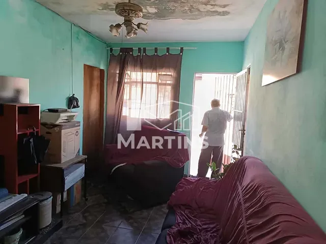 Prédio com 149m², à venda, no bairro Jardim Santa Emília em Embu das Artes