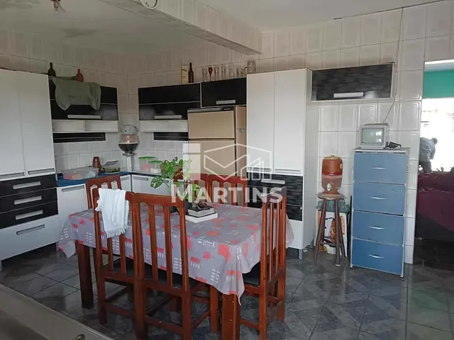 Prédio com 149m², à venda, no bairro Jardim Santa Emília em Embu das Artes