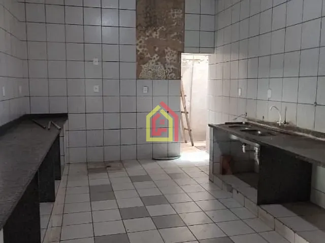 Prédio com 750m², à venda, no bairro Velha Marabá em Marabá
