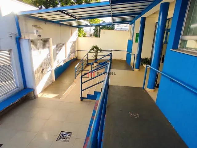 Prédio com 646m², à venda, no bairro Vila Larsen 1 em Londrina