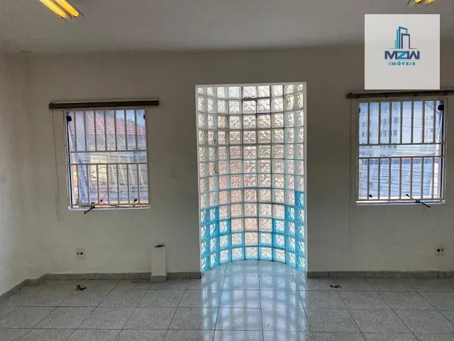 Prédio à venda, no bairro Cambuci em São Paulo