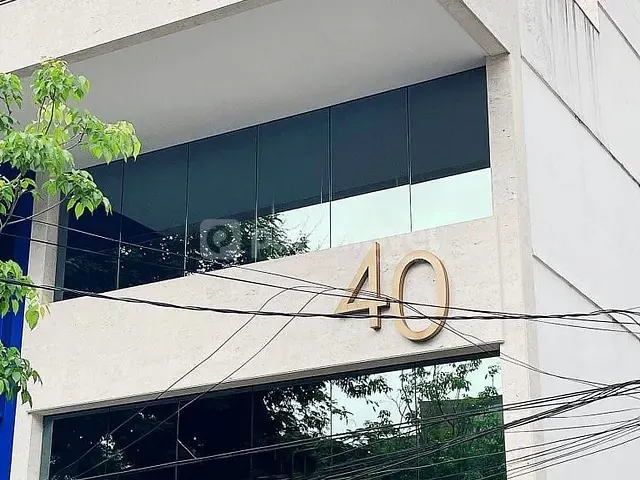 Prédio com 372m², para alugar, no bairro Humaitá em Rio de Janeiro