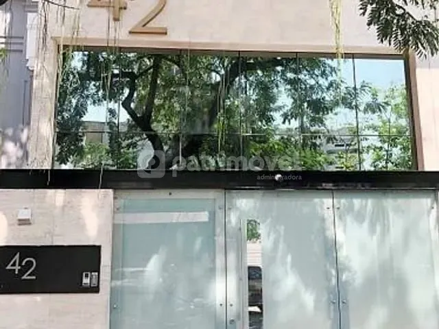 Prédio com 372m², para alugar, no bairro Humaitá em Rio de Janeiro