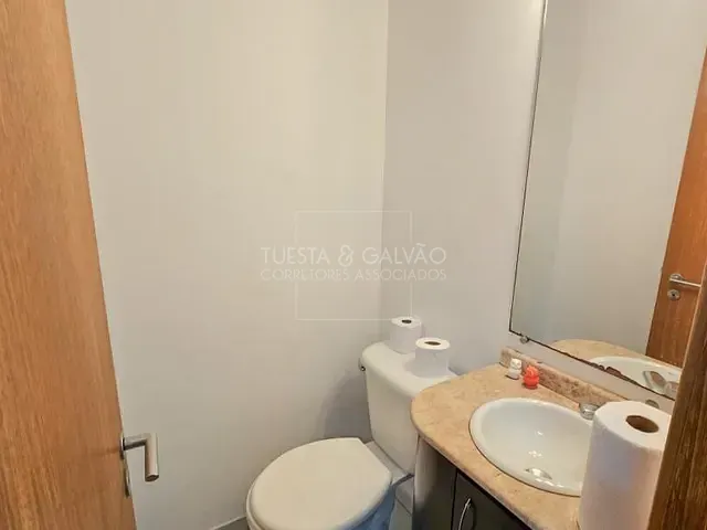 Prédio com 23m² 2 quartos e 1 banheiro, à venda, no bairro Água Verde em Curitiba