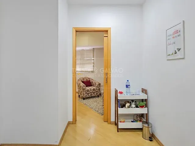 Prédio com 23m² 2 quartos e 1 banheiro, à venda, no bairro Água Verde em Curitiba
