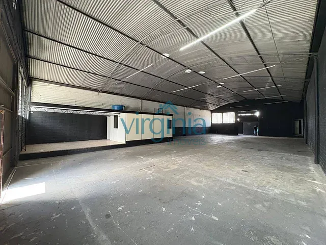 Prédio com 500m², para alugar, no bairro Vila Nova em Novo Hamburgo