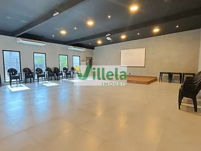 Prédio para alugar, no bairro Vila Monteiro em Poá