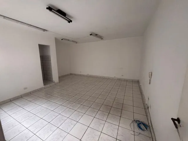 Prédio para alugar, no bairro Parque Oratório em Santo André