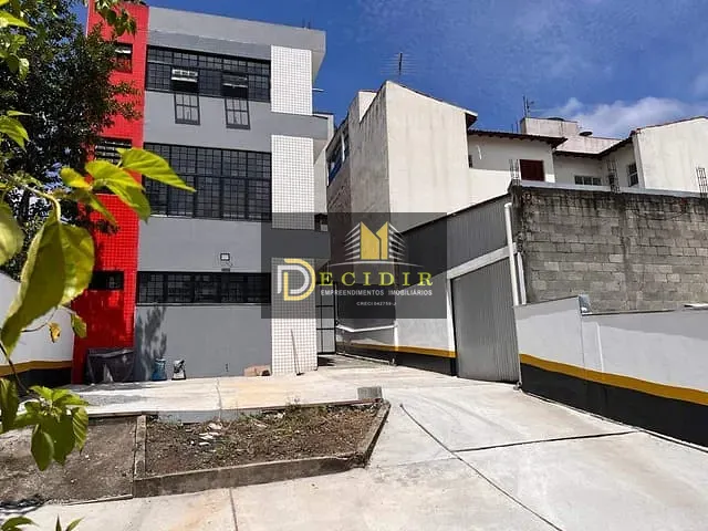 Prédio com 600m², para alugar, no bairro Chácara Califórnia em São Paulo