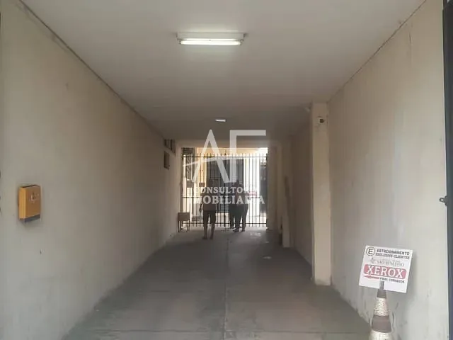 Prédio à venda, no bairro Parque São Benedito em Pindamonhangaba