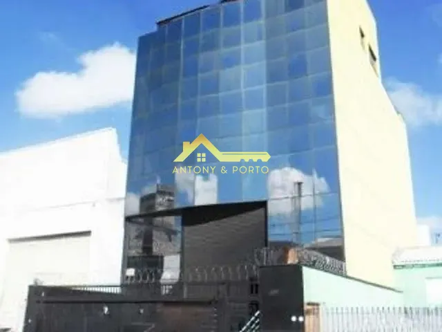 Prédio com 950m², à venda, no bairro Cidade Jardim Cumbica em Guarulhos