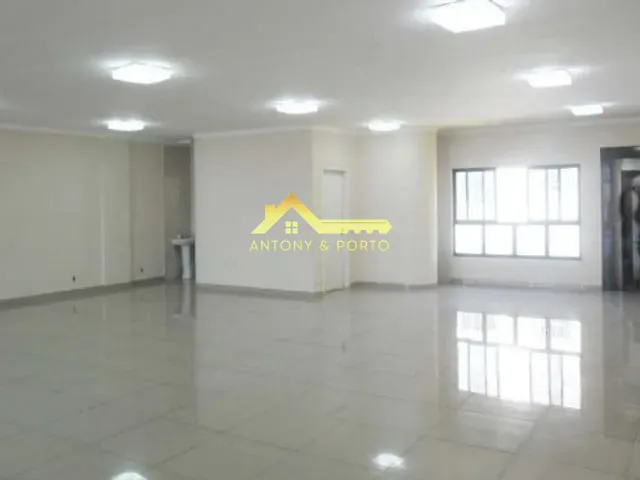 Prédio com 950m², à venda, no bairro Cidade Jardim Cumbica em Guarulhos