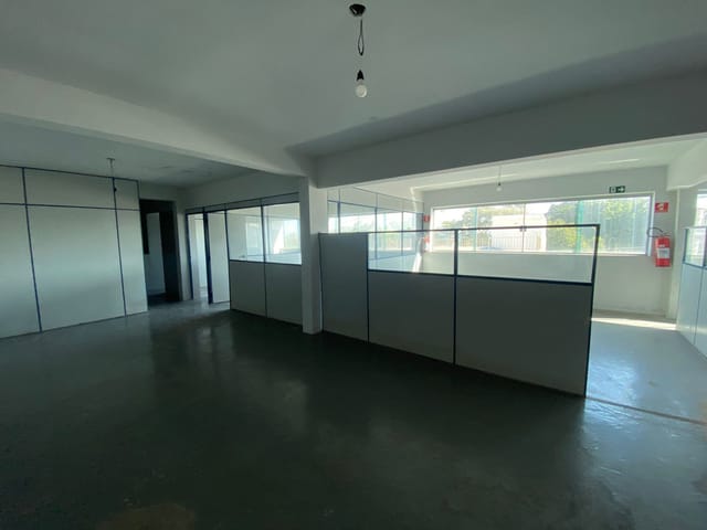 Prédio com 780m², para alugar, no bairro Nova Gerty em São Caetano do Sul