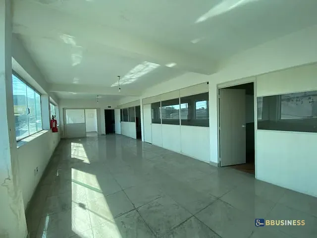 Prédio com 780m², para alugar, no bairro Nova Gerty em São Caetano do Sul