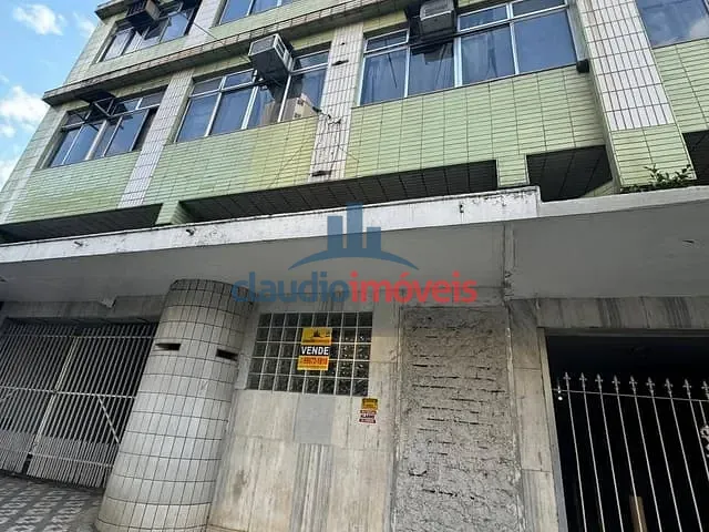 Prédio à venda ou para alugar, no bairro Centro em Barra Mansa