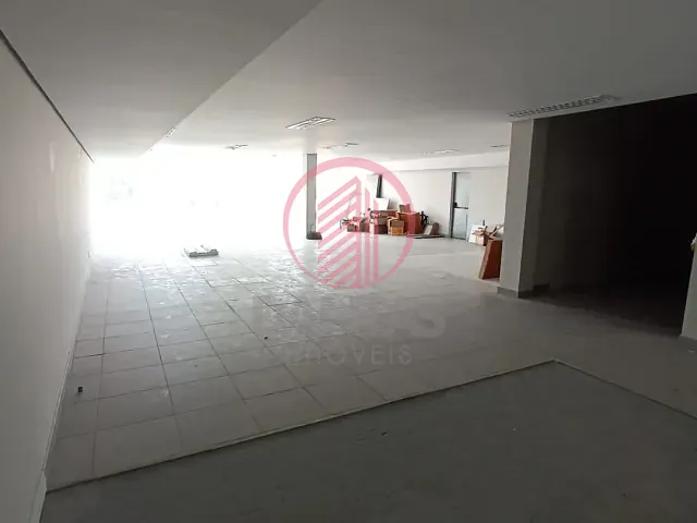 Prédio para alugar, no bairro Centro em Osasco